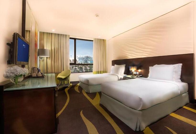 Quarto Estandar com Vistas, Radisson Blu  Abu Dhabi Yas Island