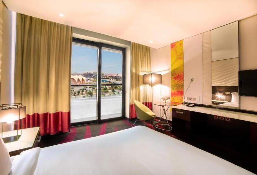اتاق استاندارد, Radisson Blu Hotel, Abu Dhabi Yas Island
