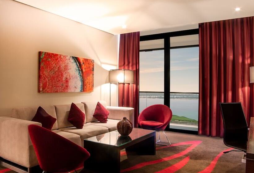 سوئیت پریمیوم, Radisson Blu Hotel, Abu Dhabi Yas Island