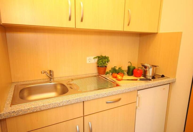 آپارتمان 1 خوابه, Smartmotel