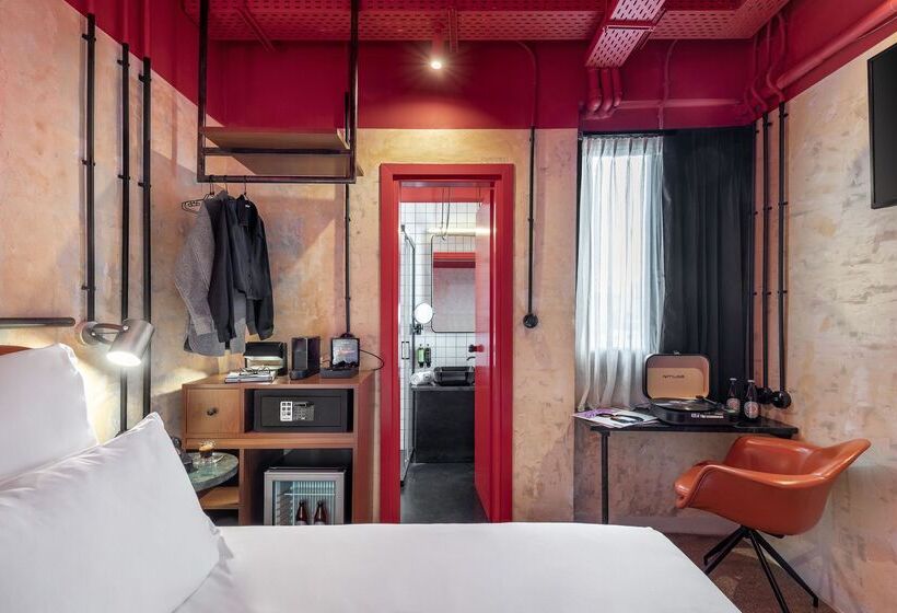 اتاق استاندارد, Dave Red Athens, A Member Of Brown Hotels
