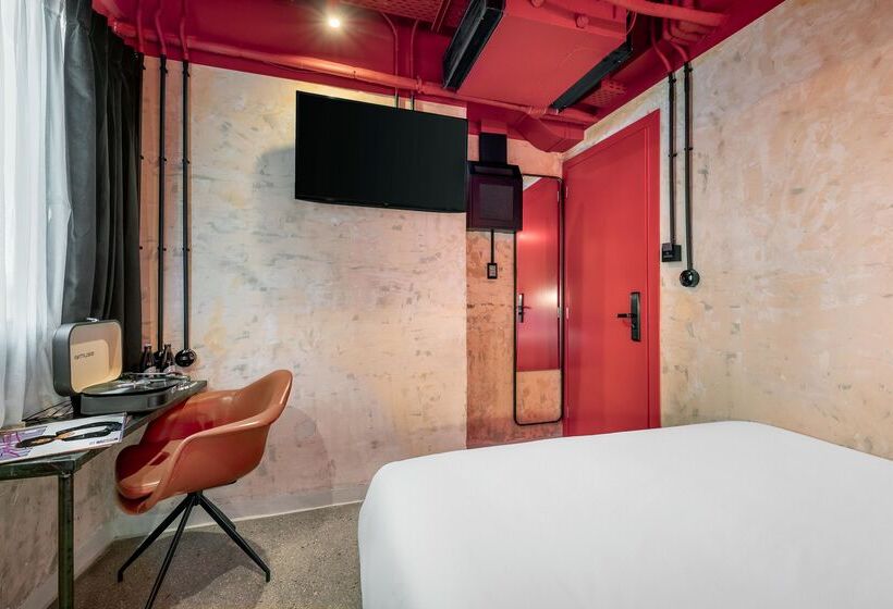 اتاق استاندارد, Dave Red Athens, A Member Of Brown Hotels
