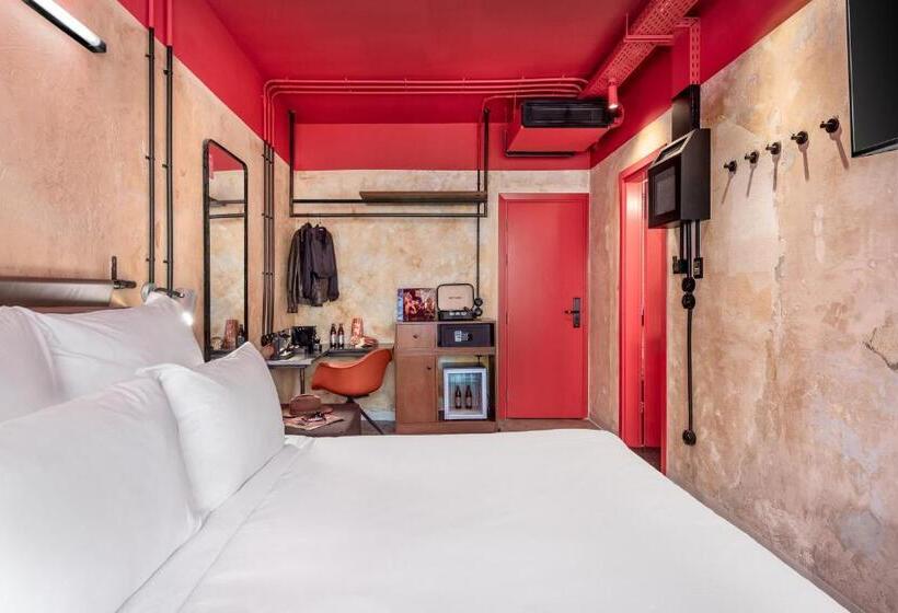 اتاق استاندارد با بالکن, Dave Red Athens, A Member Of Brown Hotels