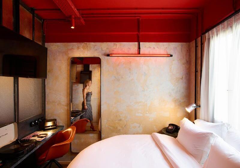 اتاق استاندارد, Dave Red Athens, A Member Of Brown Hotels