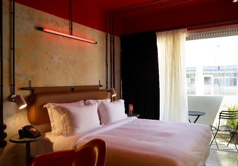 اتاق استاندارد, Dave Red Athens, A Member Of Brown Hotels