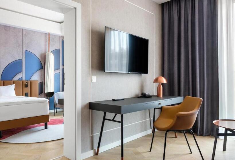 سوییت سوپریور, Mercure Krakow Fabryczna City