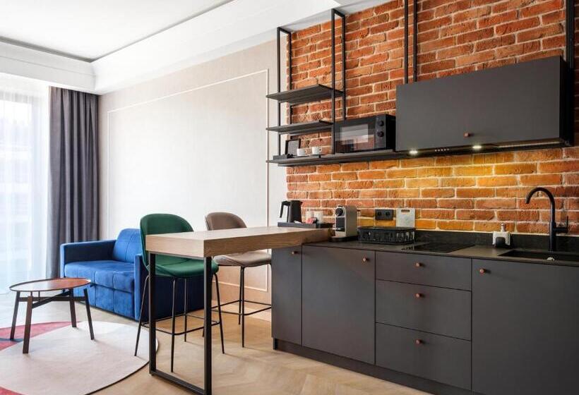 سوییت جونیور, Mercure Krakow Fabryczna City