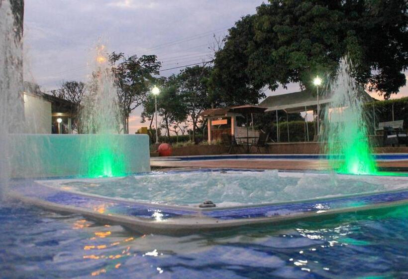 سوییت خانوادگی, Campestre La Esperanza En Dios