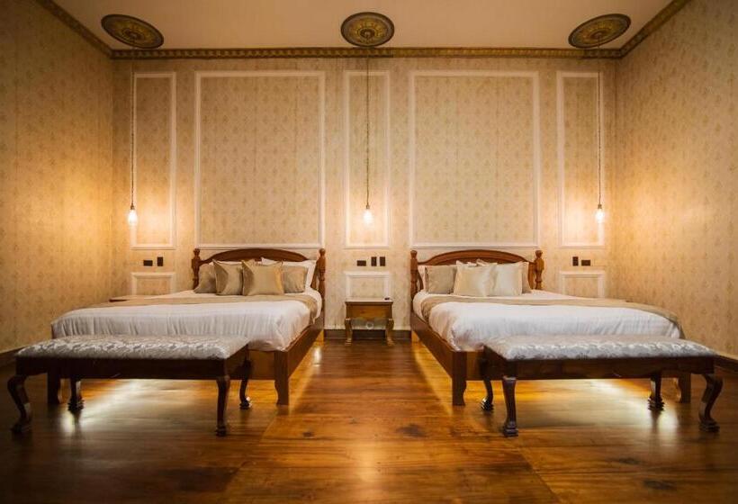 اتاق استاندارد چهار تخته, Casa Bolívar Hotel Museo