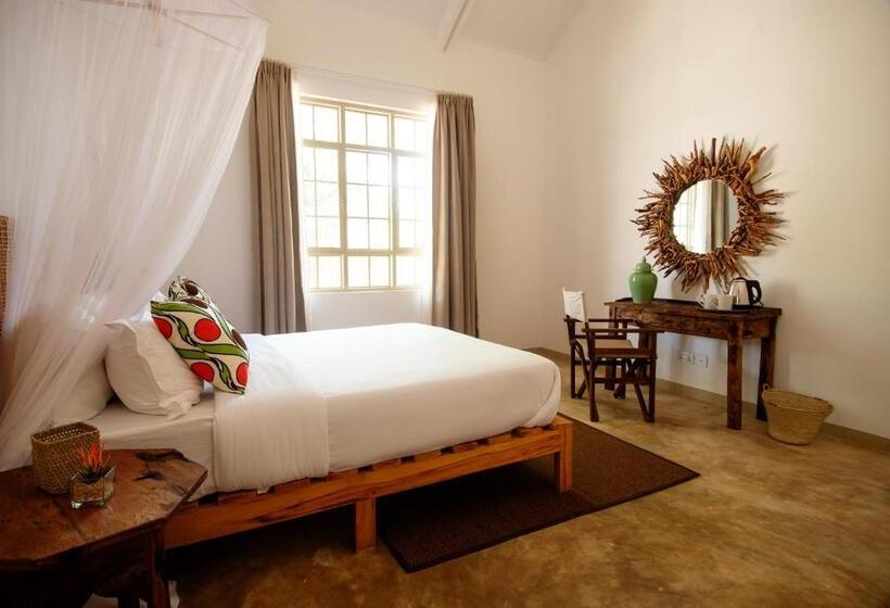 اتاق لوکس, The Safari House