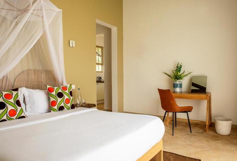 اتاق لوکس, The Safari House