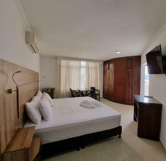 سوییت, Zahira Hotel Melgar