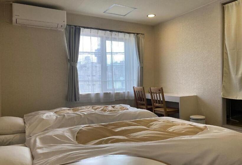Cameră Standard, J Hoppers Beppu Guesthouse ジェイホッパーズ別府ゲストハウス