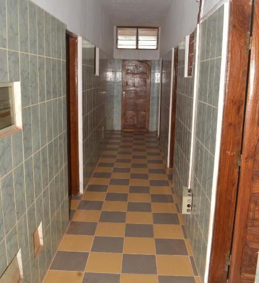 اتاق استاندارد یک نفره, White Horse Hotel Porto Novo