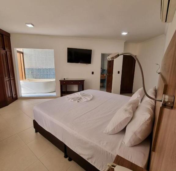 سوییت, Zahira Hotel Melgar