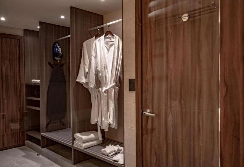سوئیت با تخت بزرگ, Best Western Plus Riviera Veracruz