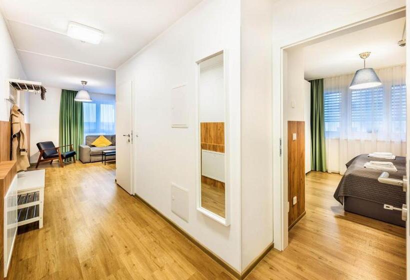 2 Bedroom Suite with Balcony, Jimmy S Apartments Siena