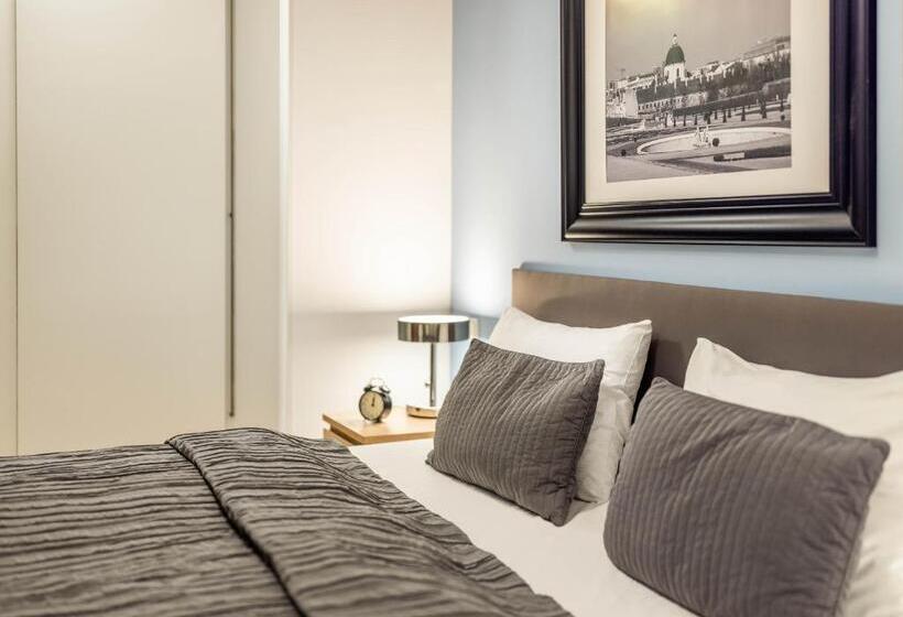 سوئیت با بالکن, Jimmy S Apartments Siena