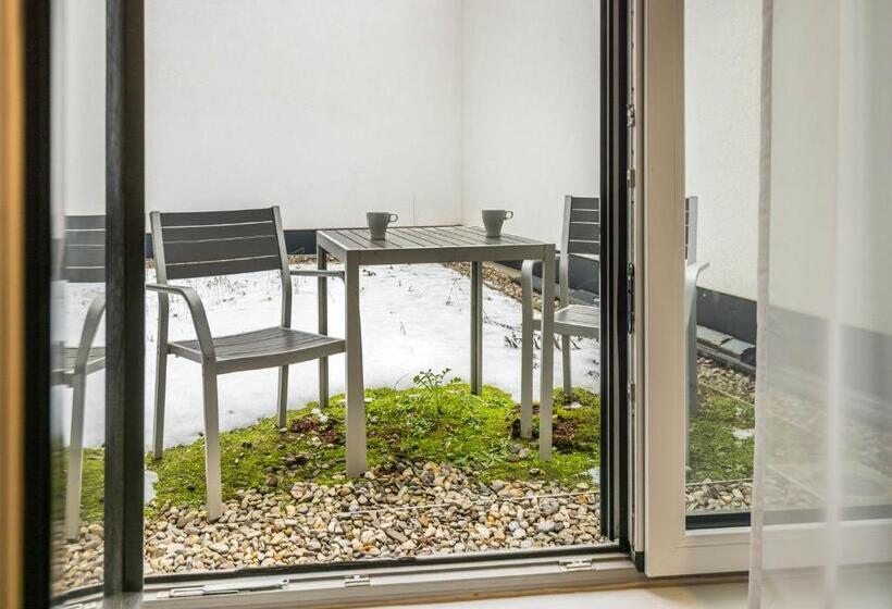 سوئیت 2 خوابه, Jimmy S Apartments Siena