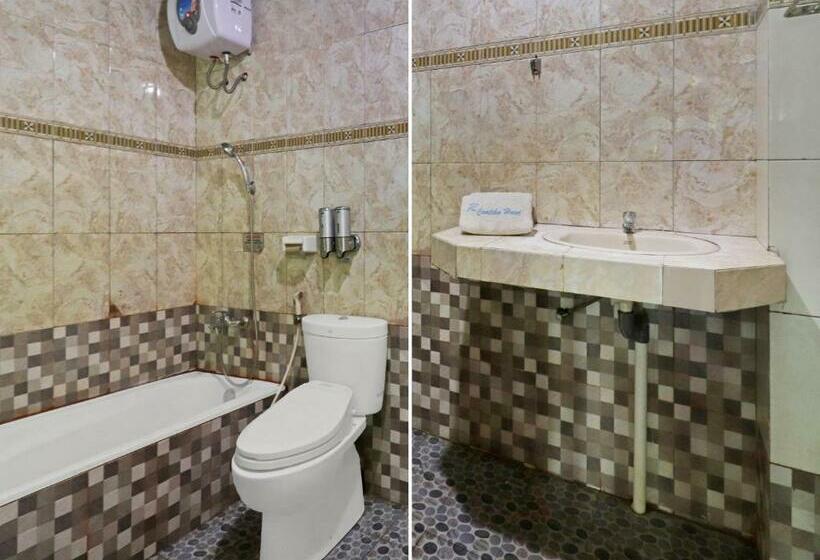 سوییت لوکس, Oyo 11350o Hotel R Cantika Syariah