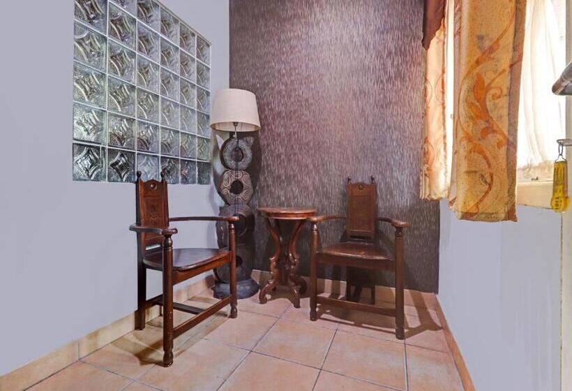 سوییت لوکس, Oyo 11350o Hotel R Cantika Syariah