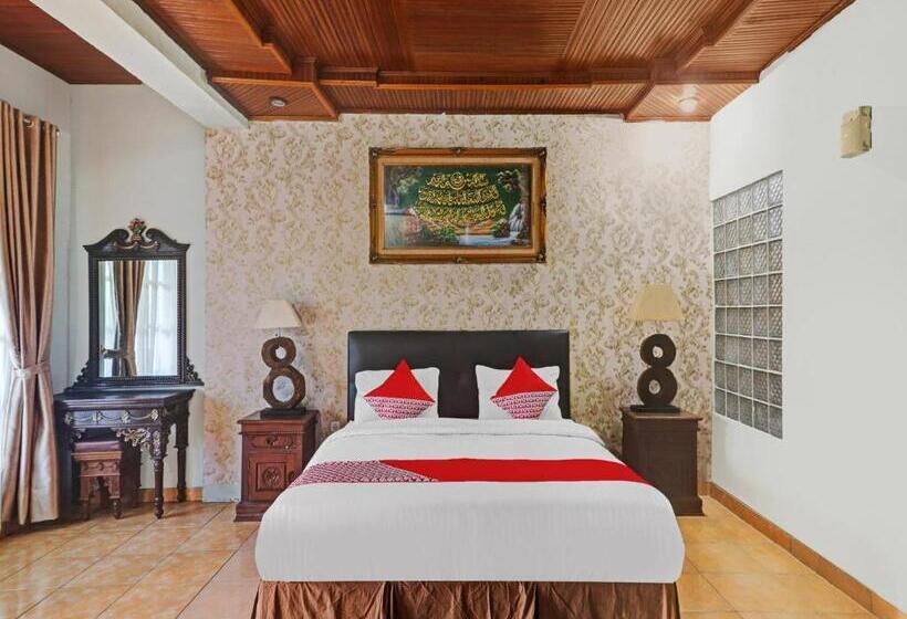 سوییت لوکس, Oyo 11350o Hotel R Cantika Syariah