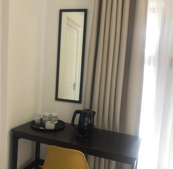 اتاق لوکس, Spring Acres Guesthouse