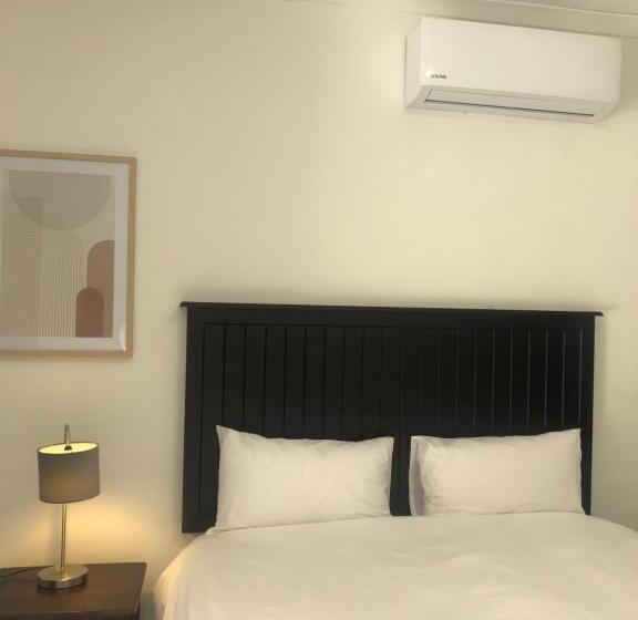 اتاق لوکس, Spring Acres Guesthouse