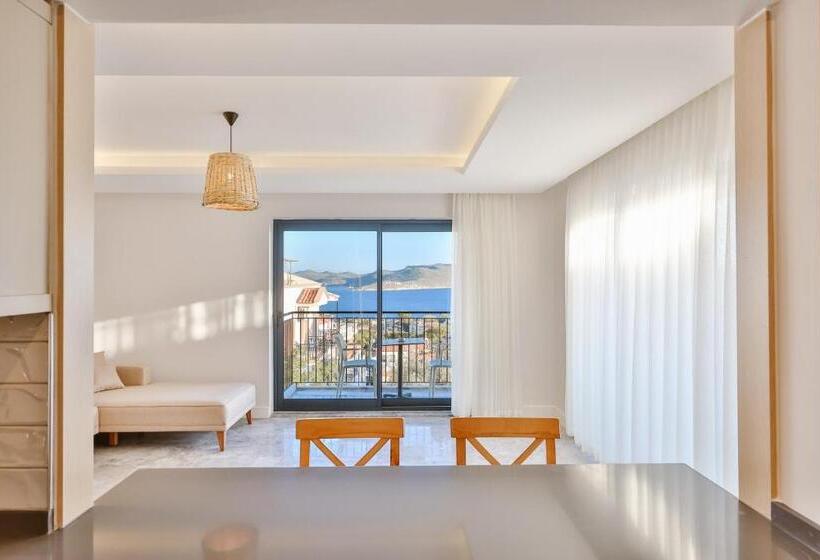 سوییت با چشم‌انداز دریا, Sole Vista Homes