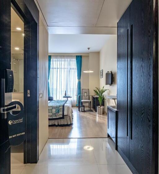 اتاق استاندارد با تخت بزرگ, Sonotel Hotels & Resorts Pvt Ltd
