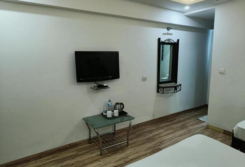 اتاق سوپریور, Alba Premier, Indore