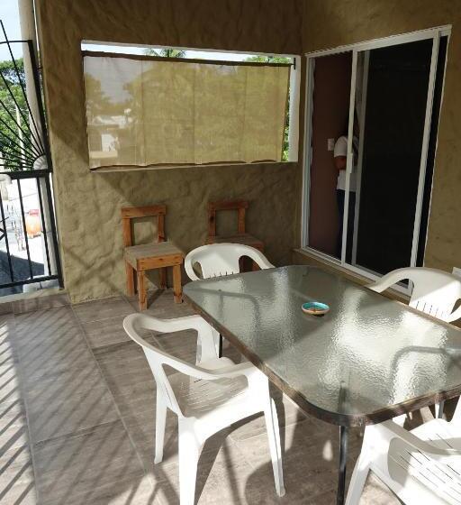 سوییت جونیور با بالکن, Bungalows Casa Blanca