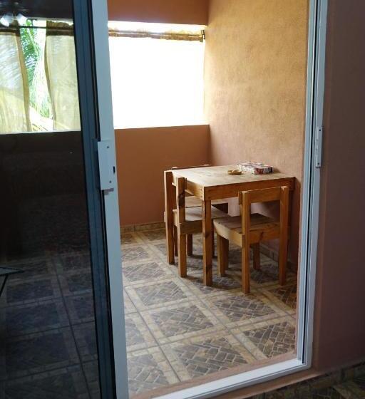 سوییت جونیور با بالکن, Bungalows Casa Blanca