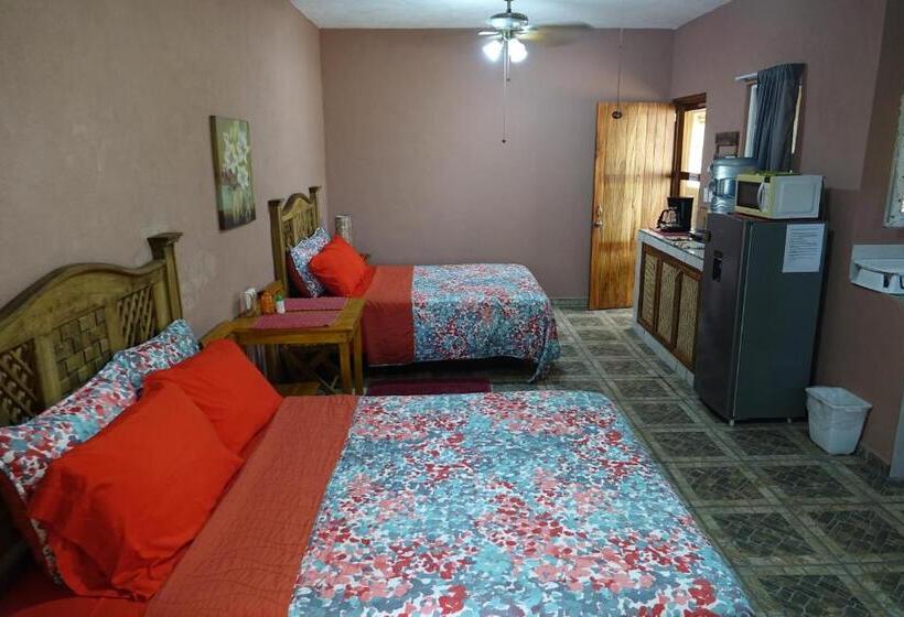سوییت جونیور با بالکن, Bungalows Casa Blanca