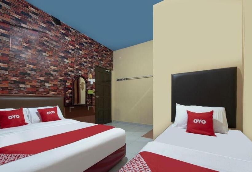 Economy Triple Room, Spot On 90305 Hen Hen