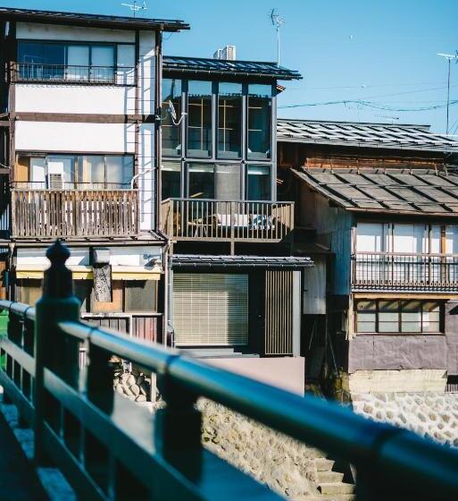 ویلای 1 خوابه, The Machiya Hotel Takayama