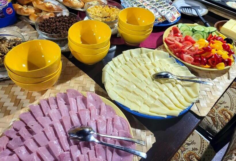 اتاق کلاسیک چهارنفره, Zlatá Labuť