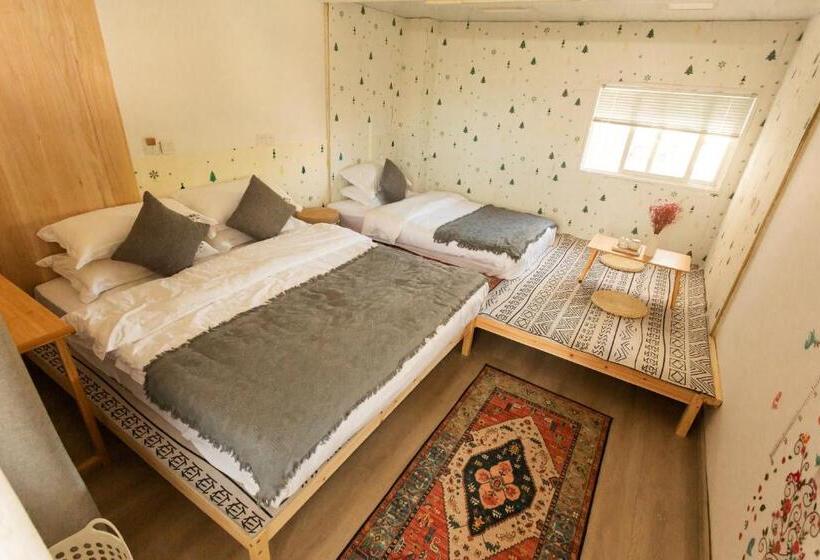 اتاق خانوادگی با چشم‌انداز باغ, 雪湖轻奢民宿 Snowlake Inn