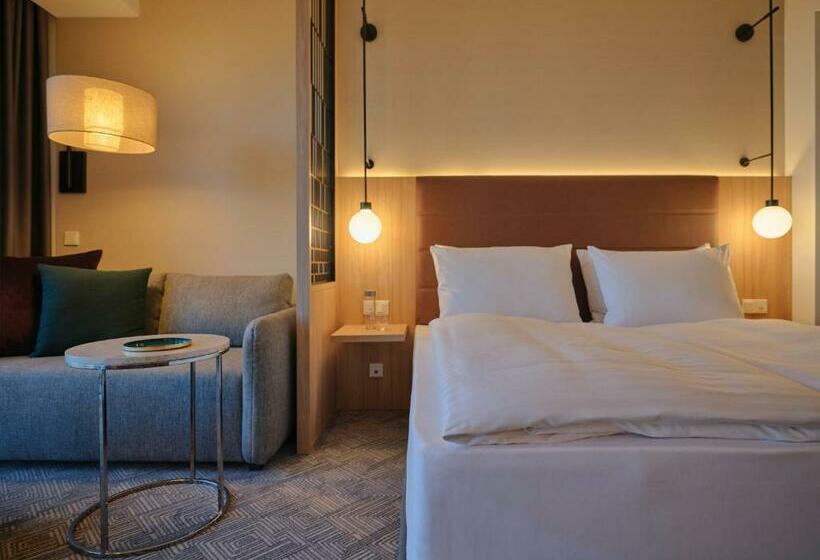 استودیوی استاندارد, Adina Apartment Hotel Munich