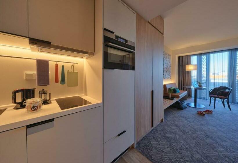استودیوی استاندارد, Adina Apartment Hotel Munich