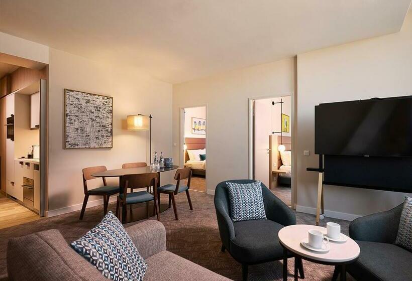 2 Bedroom Premium Apartment, Adina Apartment Hotel Munich