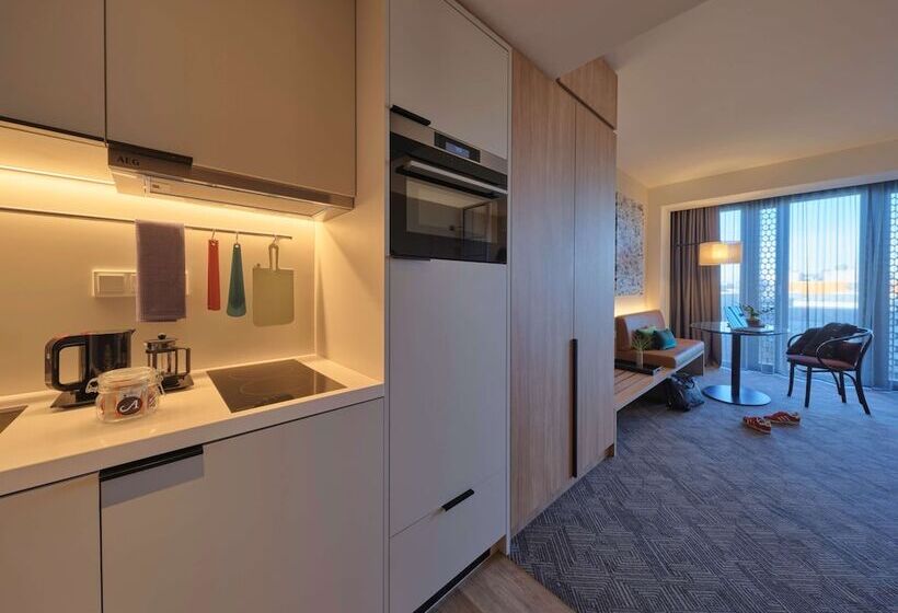 استودیوی پریمیوم, Adina Apartment Hotel Munich