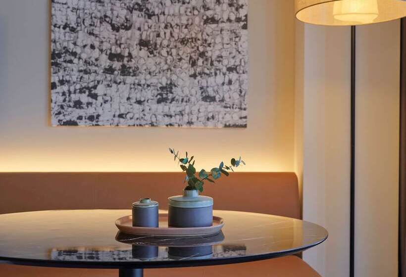 استودیوی استاندارد, Adina Apartment Hotel Munich