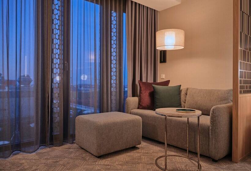 استودیوی استاندارد, Adina Apartment Hotel Munich