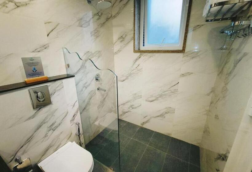 اتاق لوکس, Ataraxia Crestmont Resorts & Spa