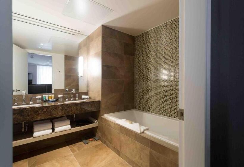 اتاق لوکس, Sutton Place Hotel Toronto