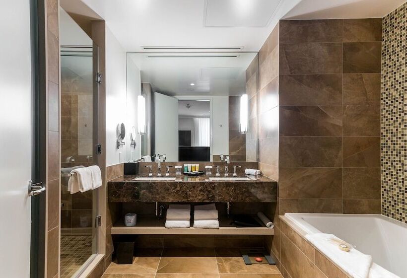 اتاق لوکس, Sutton Place Hotel Toronto