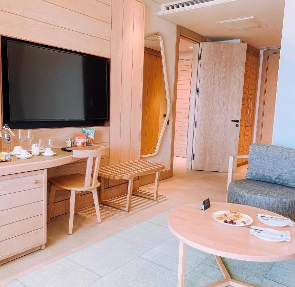اتاق لوکس با چشم‌انداز دریا, Mgallery The Bodrum Hotel Yalikavak
