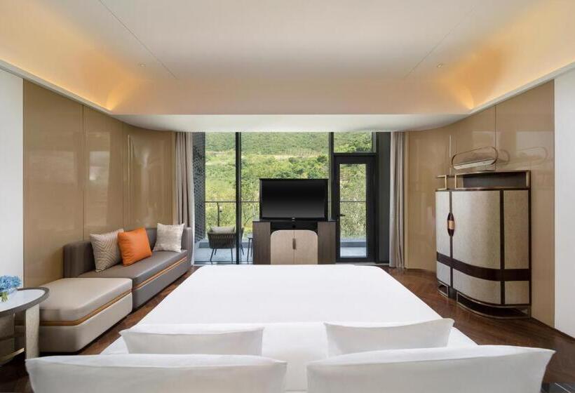 اتاق لوکس با چشم‌انداز دریاچه, Radisson Collection Resort, Nanjing