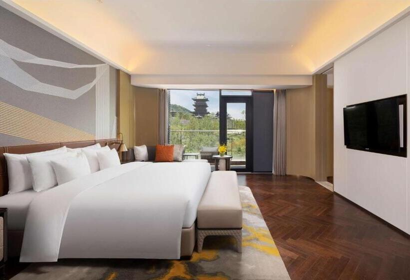 سوییت لوکس, Radisson Collection Resort, Nanjing